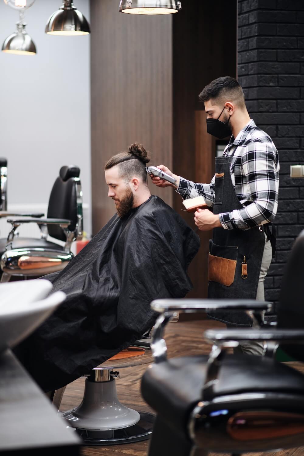 Modish men's hair and grooming work